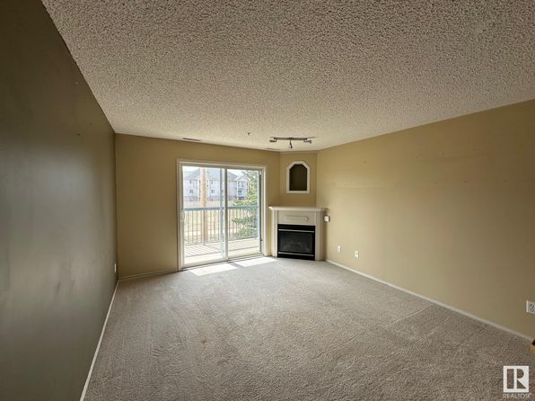 16303 95th St NW #219, Edmonton, AB T5Z 3V1