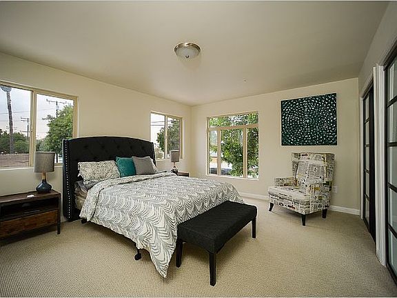 5th image of 5244 Live Oak St