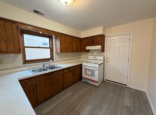 6323 W Fullerton Ave #1F, Chicago, IL 60639
