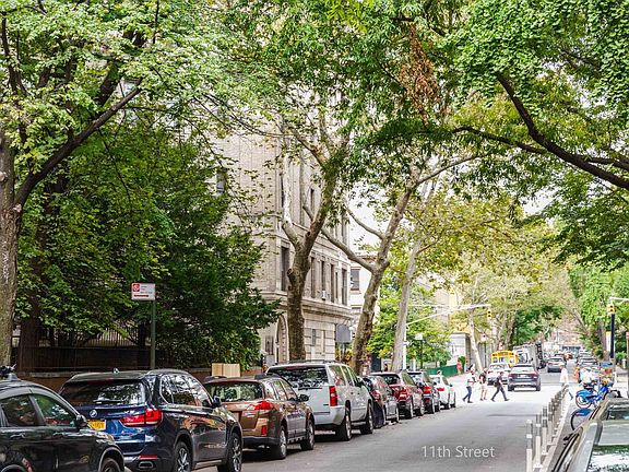 4th image of 55 W 11th St APT 4A