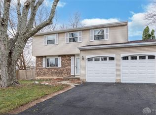 6121 Gander Rd E, Dayton, OH 45424