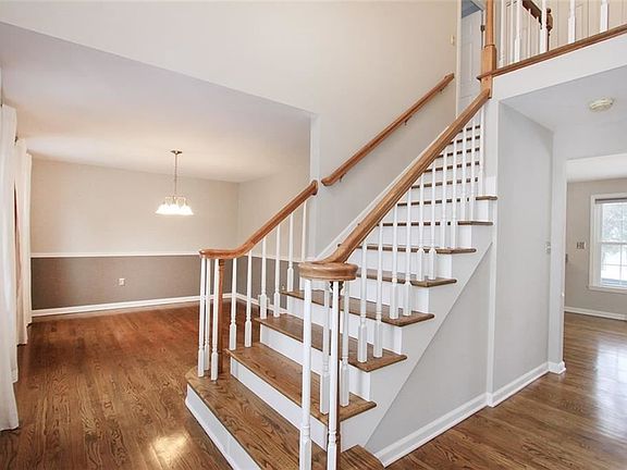 2nd image of 6405 Bessbrook Dr