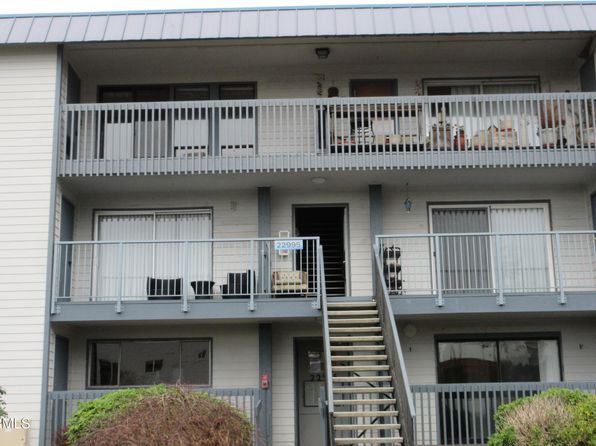 22995 Marine View Dr S APT D304, Des Moines, WA 98198