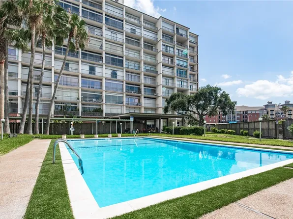 4600 Ocean Dr APT 703, Corpus Christi, TX 78412