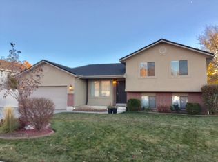 293 W 1700 N, North Ogden, UT 84414