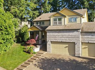 15111 Oyer Dr, Oregon City, OR 97045