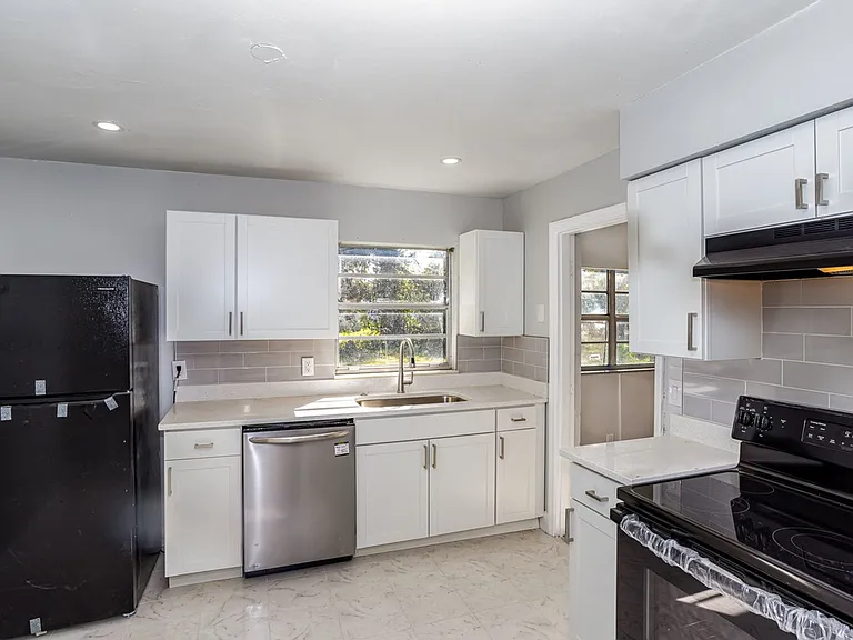 4610 Barley St — Photo 15