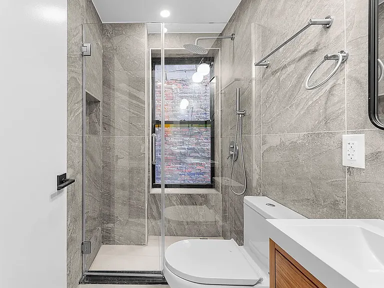 236 W 15th St #23 — Photo 11