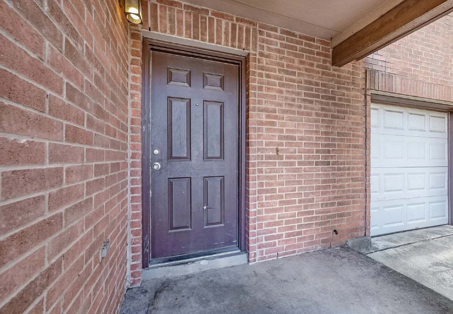 3 bed, 2.5 bath, 2175 sqft, $1,575 — Photo 2