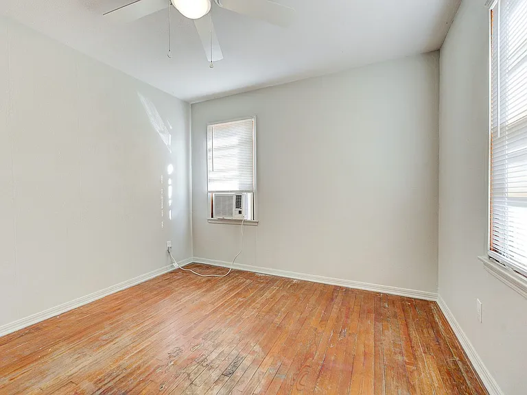 3813 SE 25th St — Photo 23