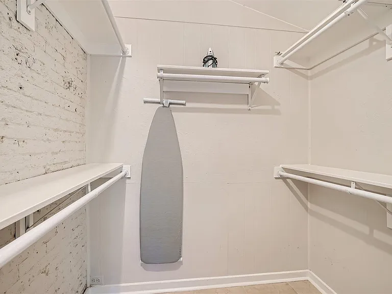 239 W Ellsworth Ave #A — Photo 23