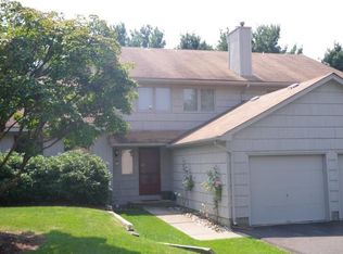 80 Sunset Ct, Mahwah, NJ 07430