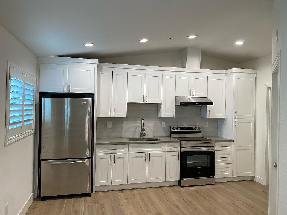1st image of 242 S Cragmont Ave