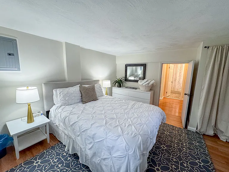 79 Chestnut St #2B — Photo 6