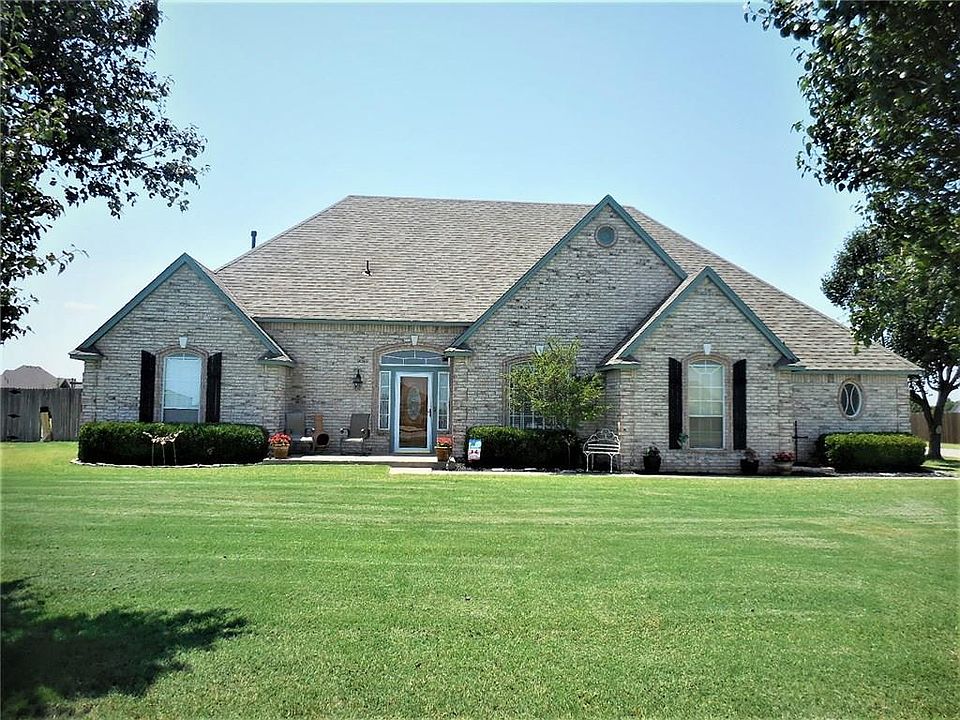 1st image of 869 Whispering Creek Ct