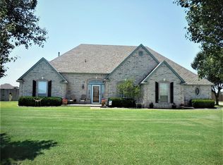 869 Whispering Creek Ct, Piedmont, OK 73078