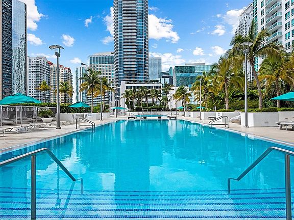 2nd image of 950 Brickell Bay Dr APT 4307