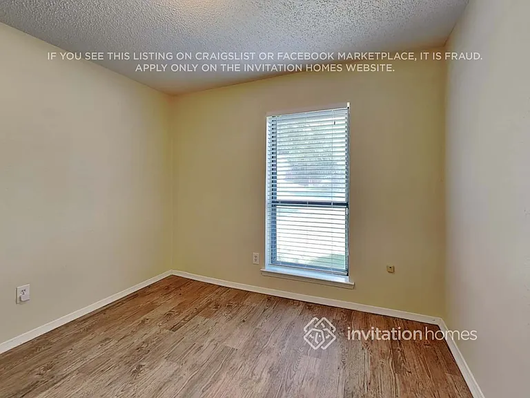 2609 Renwick Dr — Photo 12