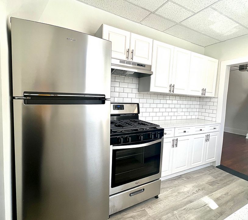 2nd image of 38 Main St #11064309