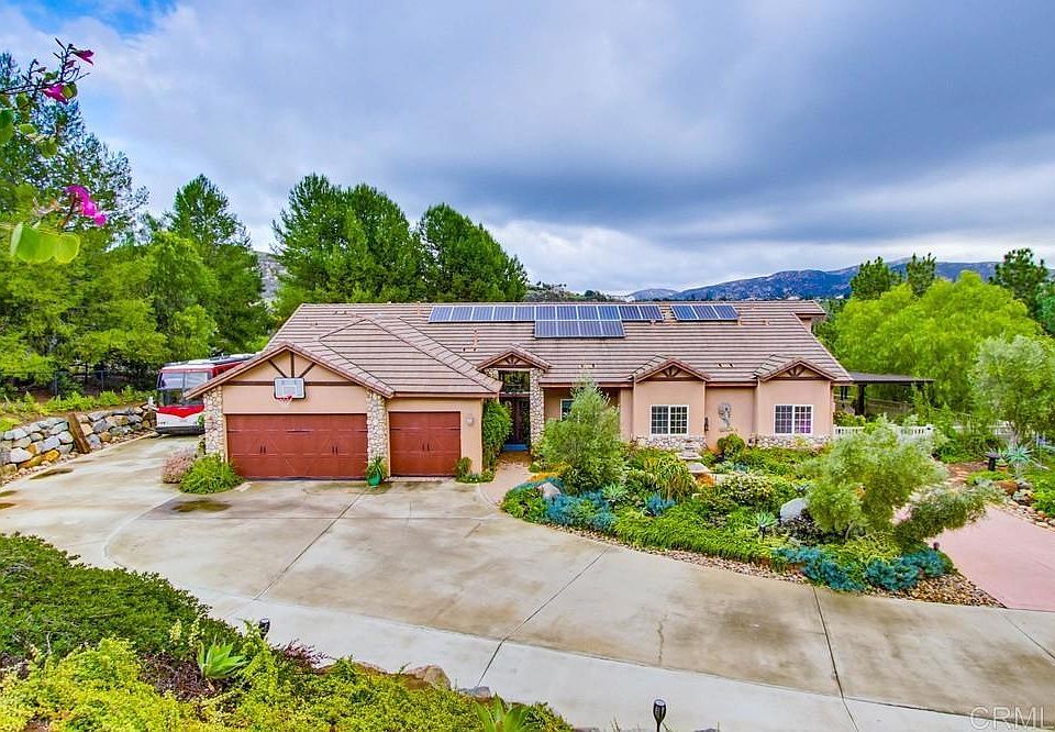 1st image of 10044 Silver Creek Ln