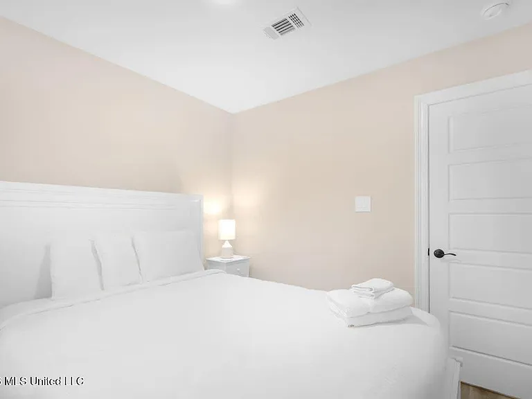 122 Coral Breeze Dr — Photo 21