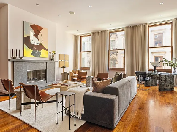 22 Mercer St APT 3A, New York, NY 10013