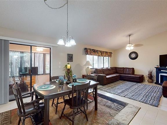 4th image of 3823 N Briarberry Pt