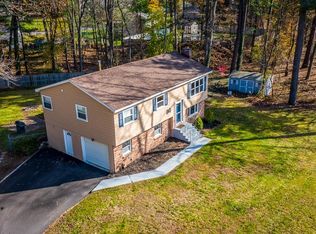 37 Boyack Rd, Clifton Park, NY 12065