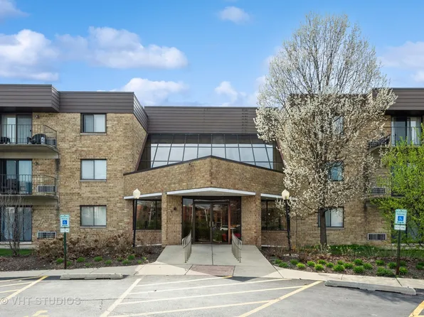 5550 Astor Ln APT 101, Rolling Meadows, IL 60008