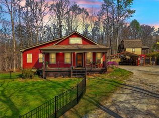 146 Bert Mae Ln, Pickens, SC 29671