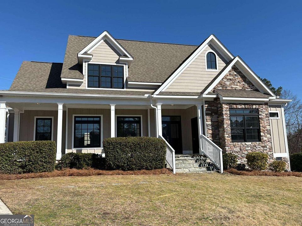 1st image of 1048 Emerald Pl