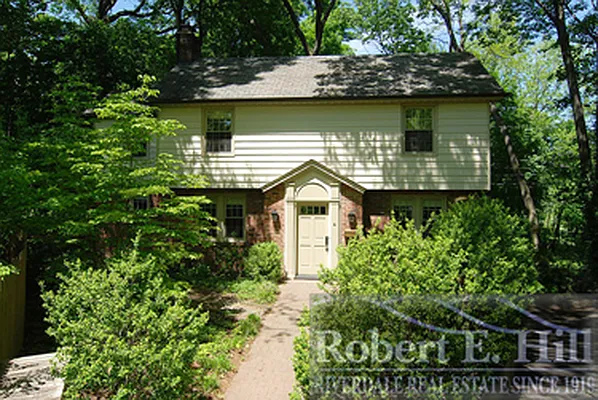 Sold by Robert E. Hill  | media 5