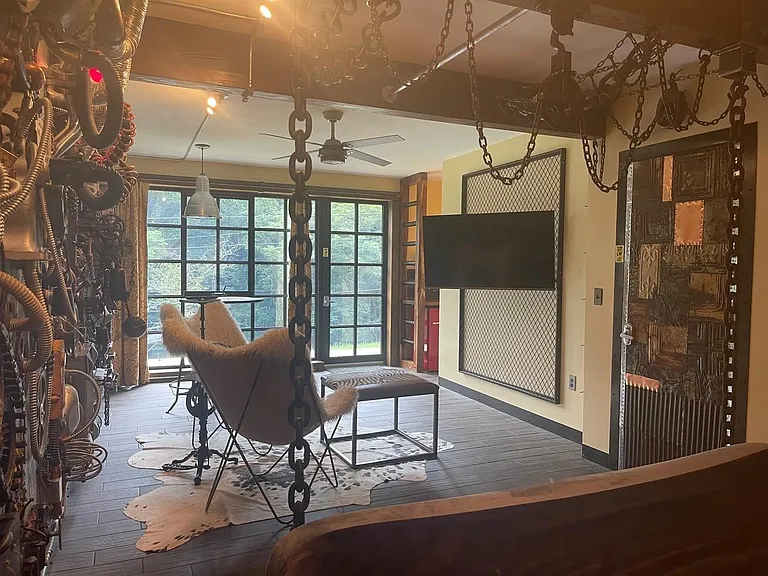 7 Utopia Rd — Photo 102