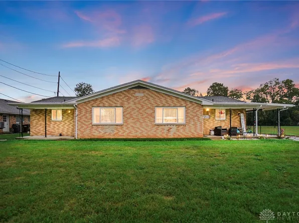 608 E 4th St, Franklin, OH 45005