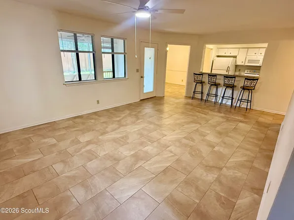 227 Walmar Grv, Saint Simons Island, GA 31522