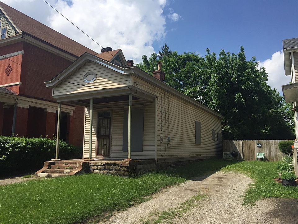 2nd image of 1616 Dexter Ave
