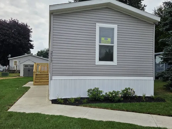 2317 Gage #229, Wixom, MI 48393