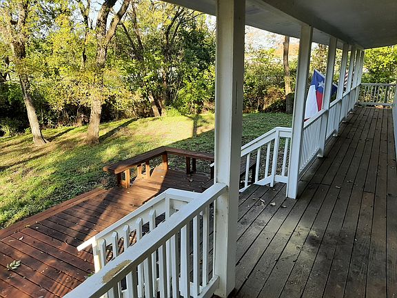 4th image of 202 Hammack Ln