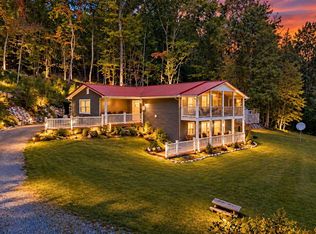 1255 Russell Dr, Moneta, VA 24121