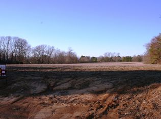 2888 Old Medina Rd, Jackson, TN 38305