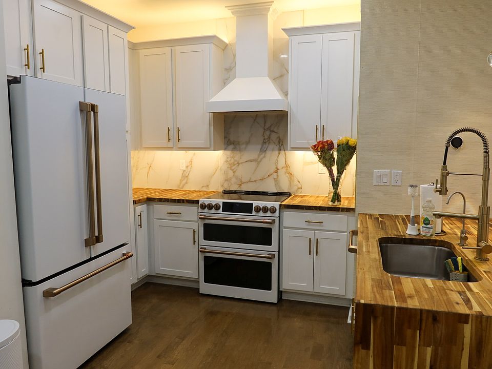 1st image of 375 Highland Ave NE Unit 919