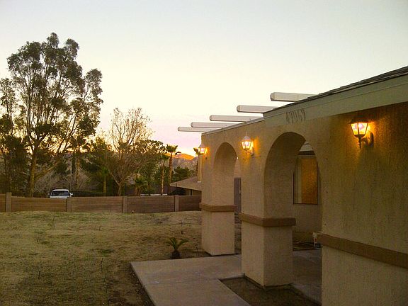 3rd image of 49069 Park Ave