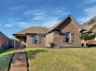 10066 Mill Hill Ave, Cordova, TN 38016