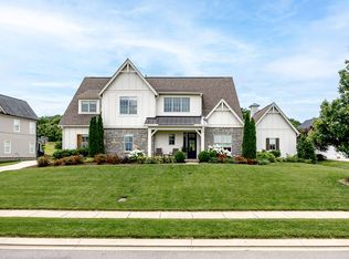 6825 Chatterton Dr, College Grove, TN 37046