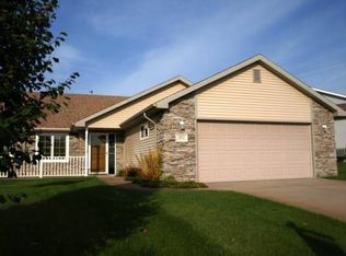 1711 Linden St, Syracuse, NE 68446