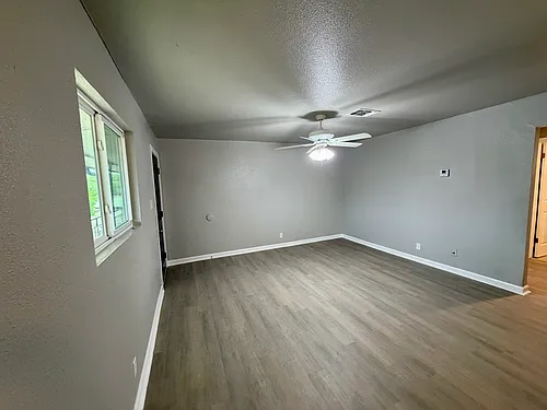 328 Altitude St #6 Photo 1