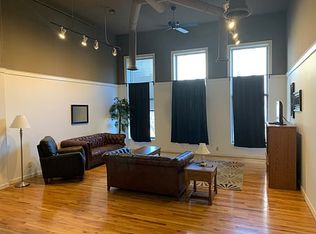315 Main St #B, Peoria, IL 61602
