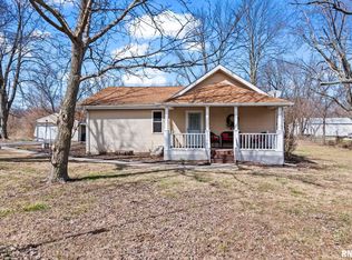 3765 Pet Cemetery Rd, Springfield, IL 62707