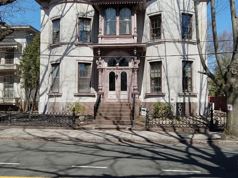 607 Chapel St, Unit D- Loft, New Haven