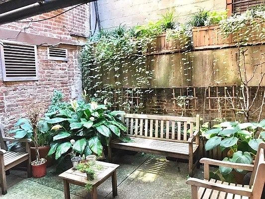 Rented by Metripol Corporation | media 21